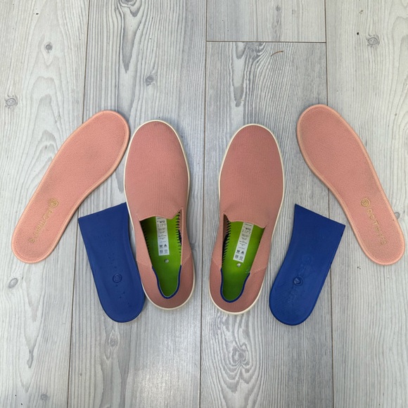 Rothy’s “The Sneaker” in Coral size 10 VGUC - Picture 2 of 8